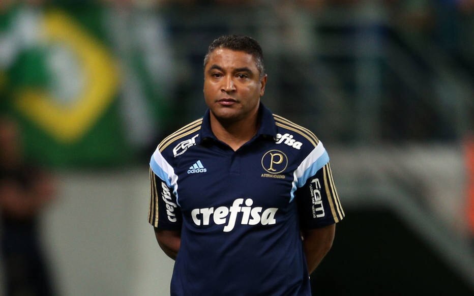 Roger elogia atuação do Palmeiras e indica Moisés titular no domingo