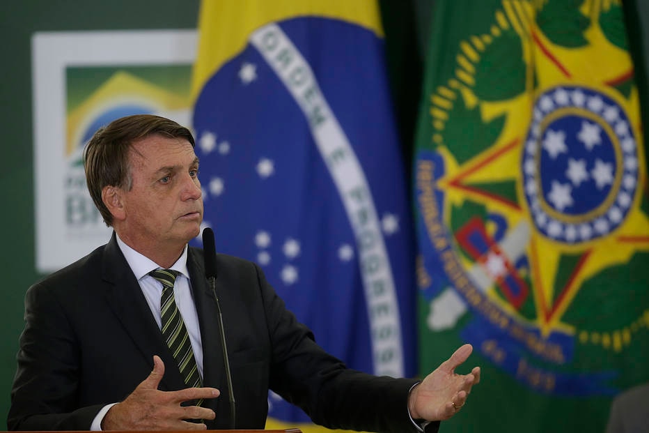 Bolsonaro fala em volta do auxílio para 'ontem', depois de afirmar que nova rodada quebraria o País