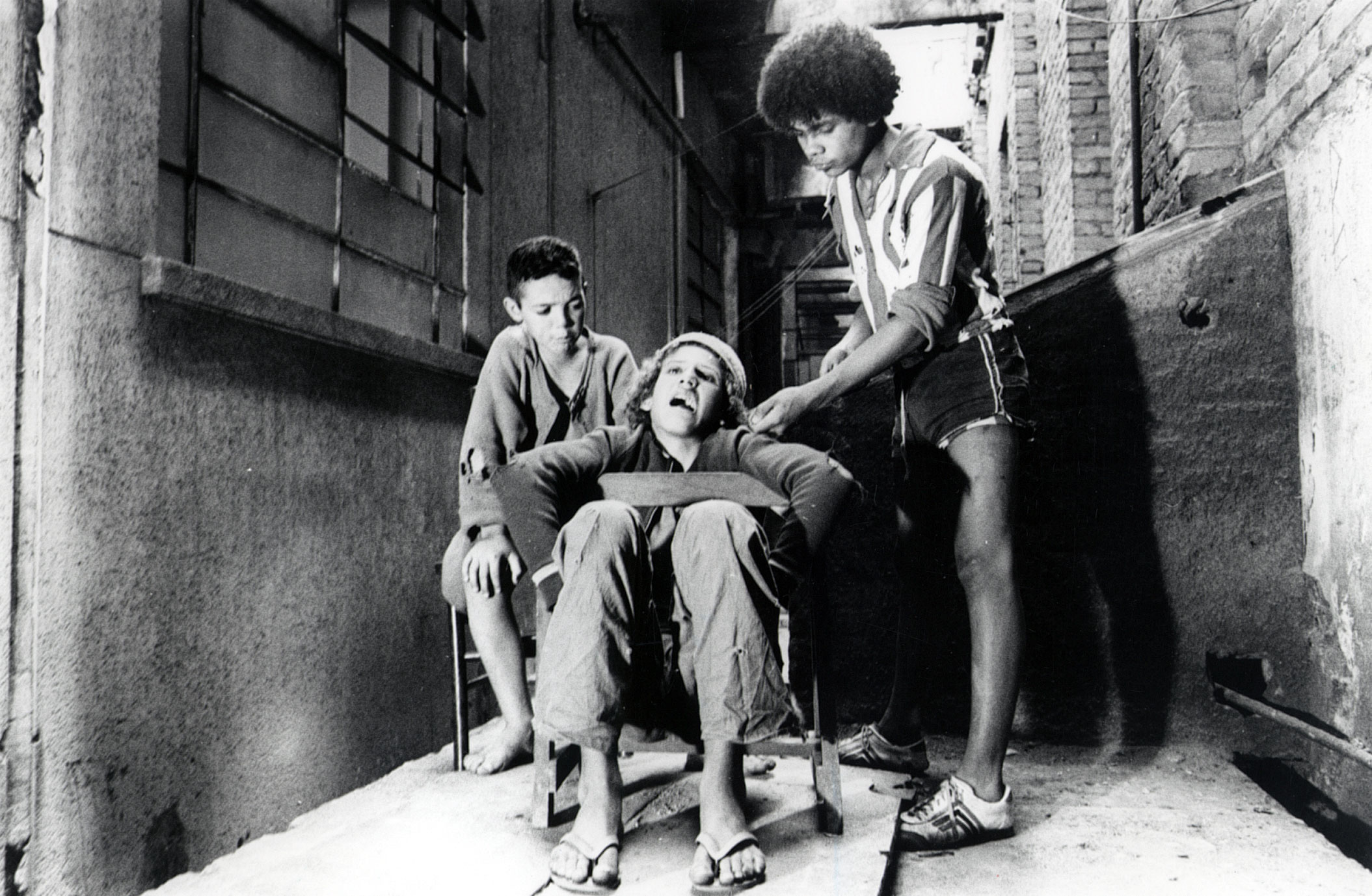 Pixote, a Lei do Mais Fraco