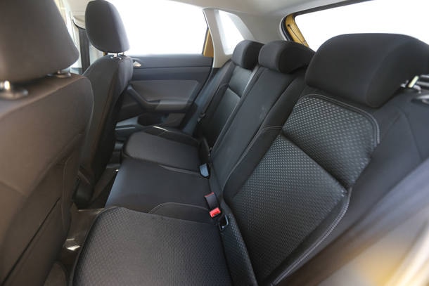 Comparativo: Fiat Argo Precision 1.8 X VW Polo Highline TSI