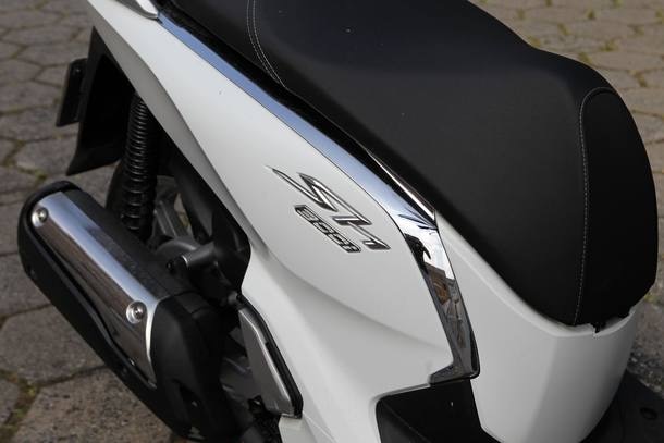 Honda SH300i desafia Dafra Citycom