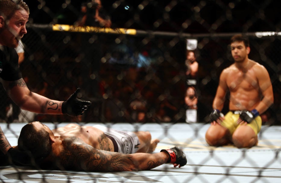 Após nocautear Vitor Belfort, Lyoto Machida demonstra respeito