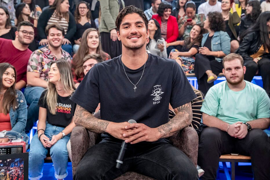 Serginho Groisman inicia celebrações de 20 anos do Altas Horas com novos quadros