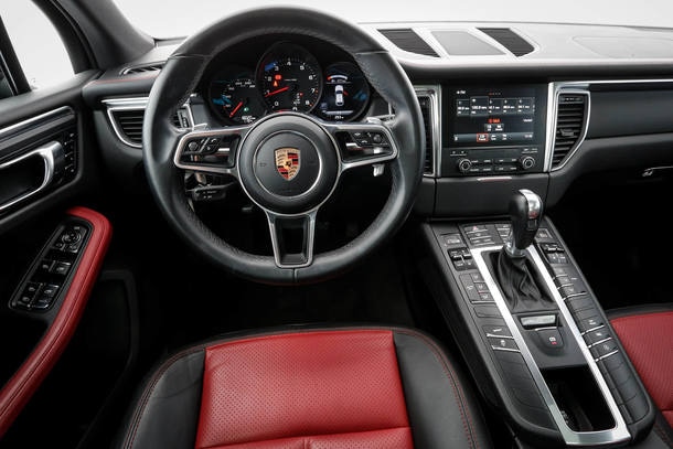 Porsche Macan 2.0 x Jaguar F-Pace diesel