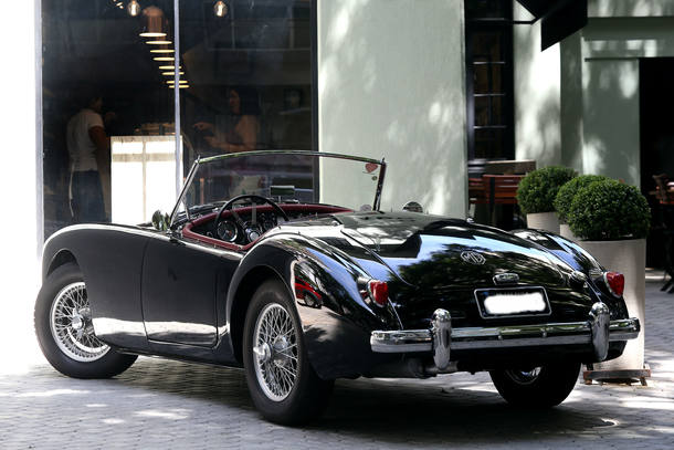 Carro do leitor - MG Model A 1958