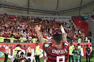 Confira Imagens Da Torcida Do Flamengo Em Doha No Catar