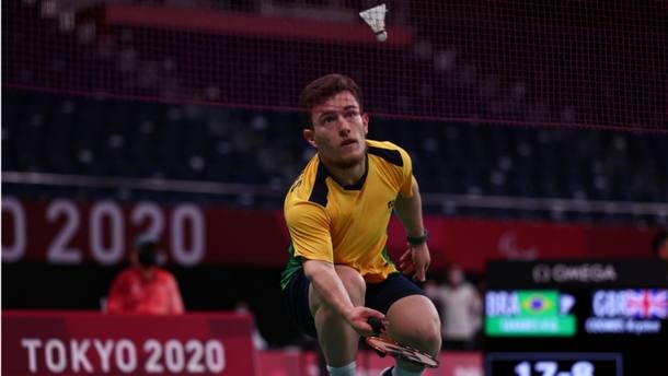 Brasileiro Vitor Tavares ficou em quarto lugar na primeira participação do badminton nos Jogos Paralímpicos