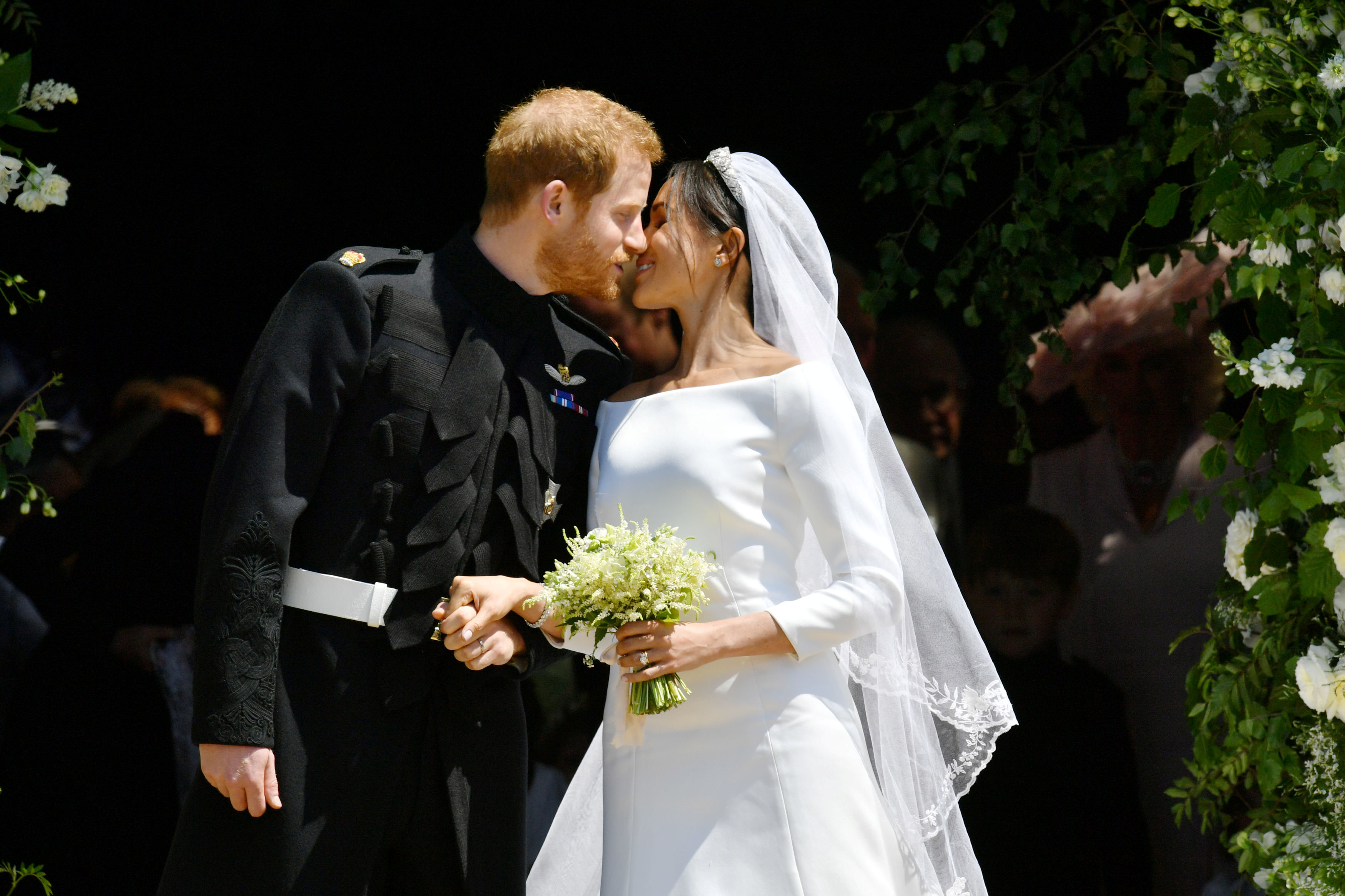 Saintmeghanmarkle And Harry: A Love Story For The Ages - q5299zb