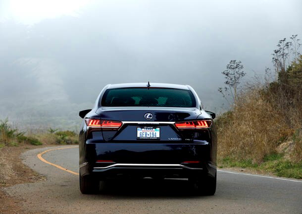 Lexus LS 500h