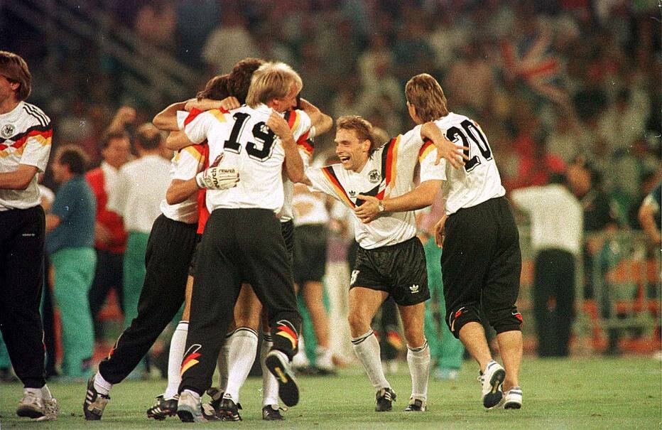 Alemanha conquista Copa de 1990 um ano após a queda do Muro de Berlim