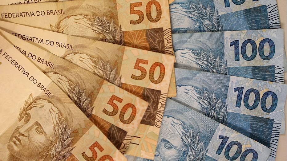 Juliana Calculou O Aumento Em Milhões De Reais