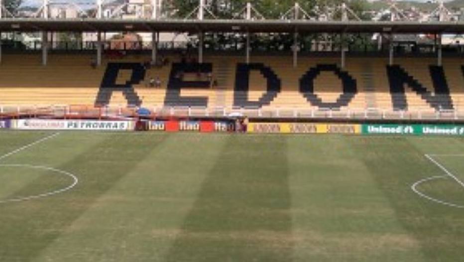 Flamengo e Botafogo decidem finalista em clássico esvaziado