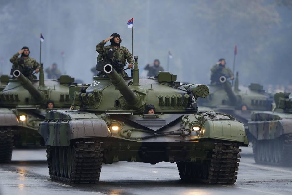  Guerra Fria Com A R ssia Leva Leste Europeu Corrida Armamentista