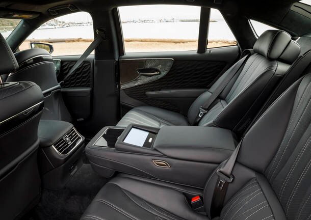 Lexus LS 500h