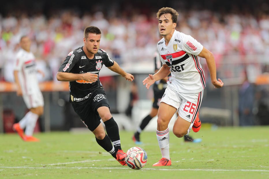 Ramiro, do Corinthians, e Igor Gomes, do São Paulo
