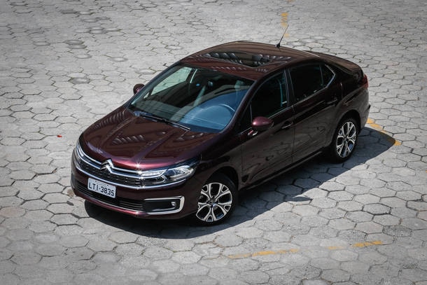 Carros que não venderam nada em maio