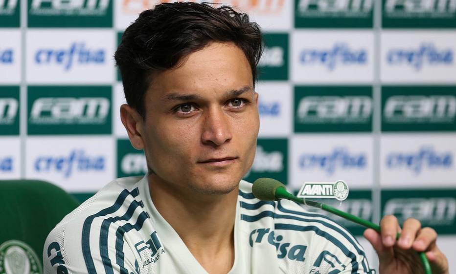 Roger faz testes no Palmeiras e quer analisar Guerra e Artur