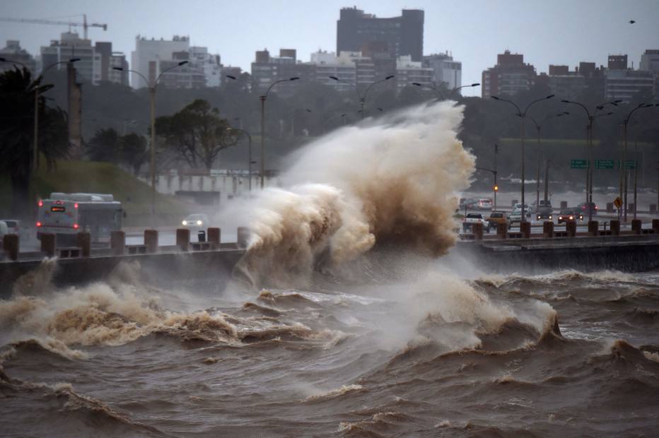 Ciclone Causa Mortes E Provoca Estragos Em Rs E Sc E No Uruguai Brasil Estadão 