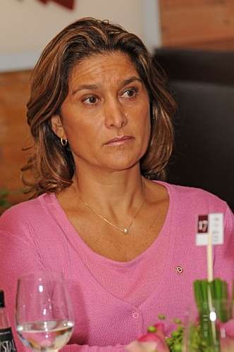 Rosana Camargo de Arruda Botelho foi anfitriã de almoço da Childhood