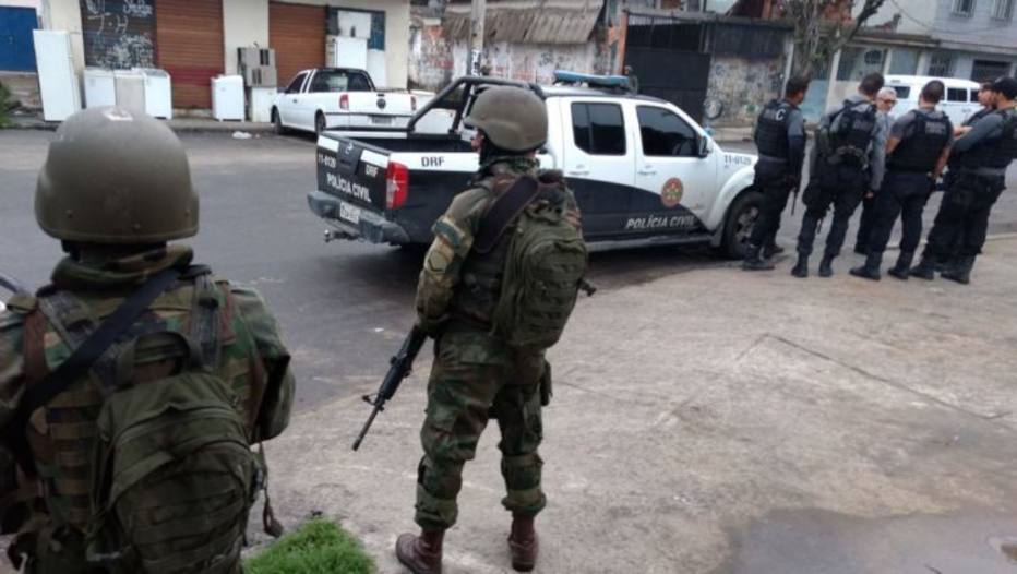 Forças de Segurança fazem operação na favela Kelson