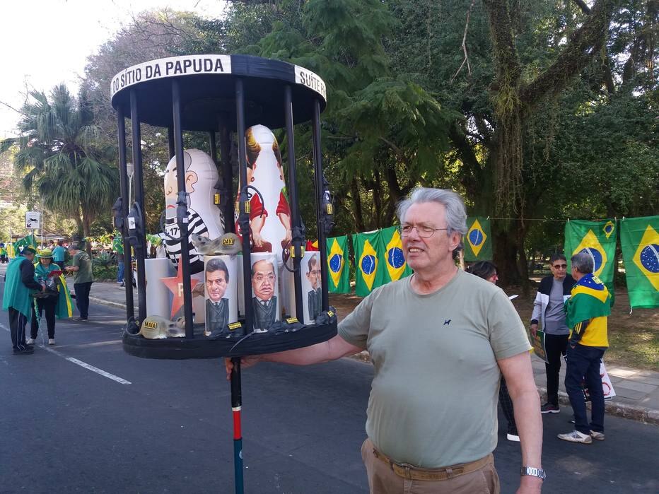 Em Porto Alegre, manifestante levou 