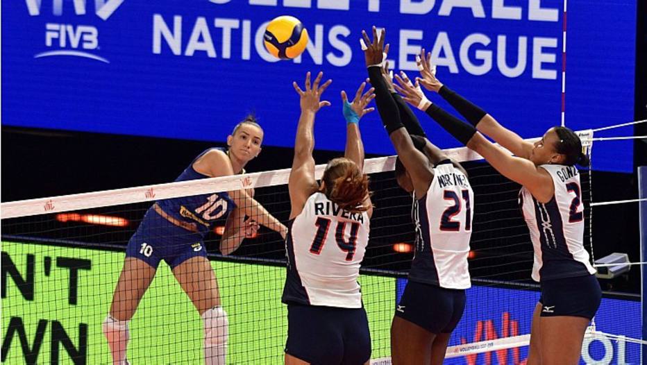 Seleção feminina de vôlei bate República Dominicana e ...