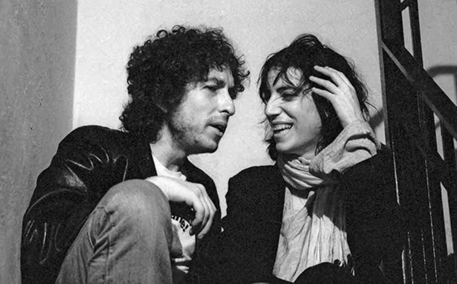 Muito antes do Nobel, Bob Dylan e Patti Smith fizeram turnê juntos nos