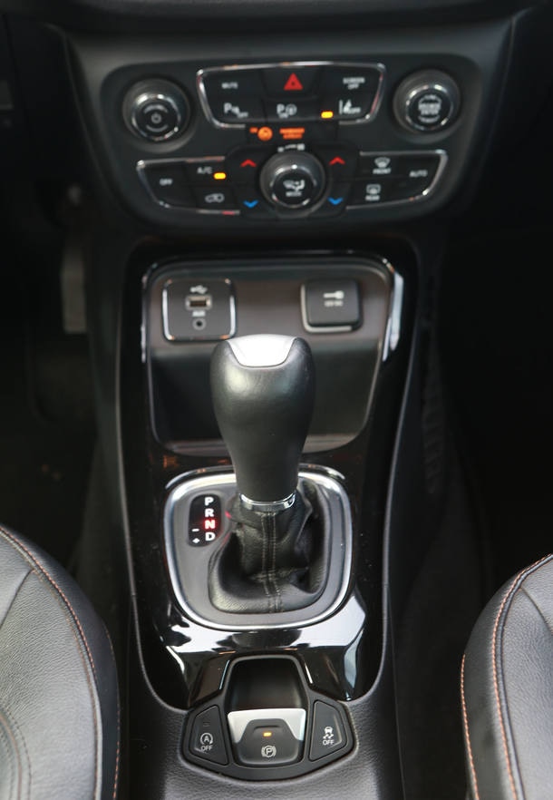 VW Tiguan Allspace x Jeep Compass Longitude