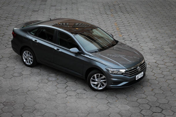 Comparativo: Toyota Corolla x VW Jetta x Chevrolet Cruze x Honda Civic