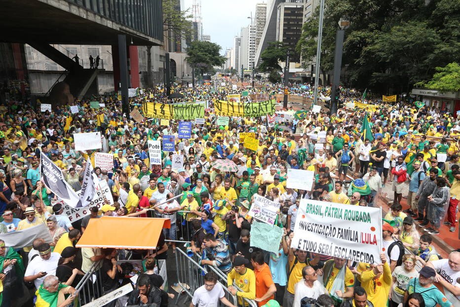 Pela 1ª Vez Grupos E Partidos De Oposição Se Associam Nos Atos Política Estadão 