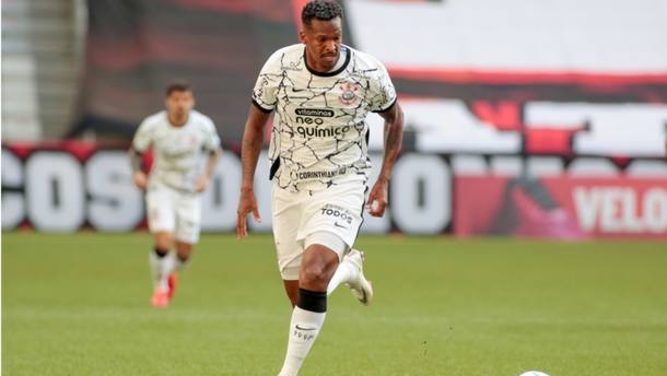 Jô, atacante do Corinthians