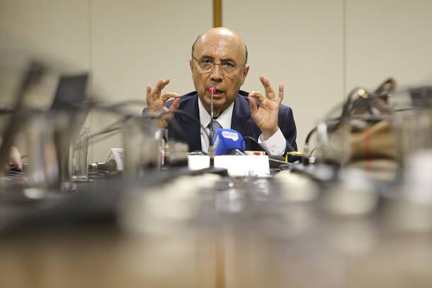 Meirelles diz que reforma da Previdência é prioridade nº 1 em 2017