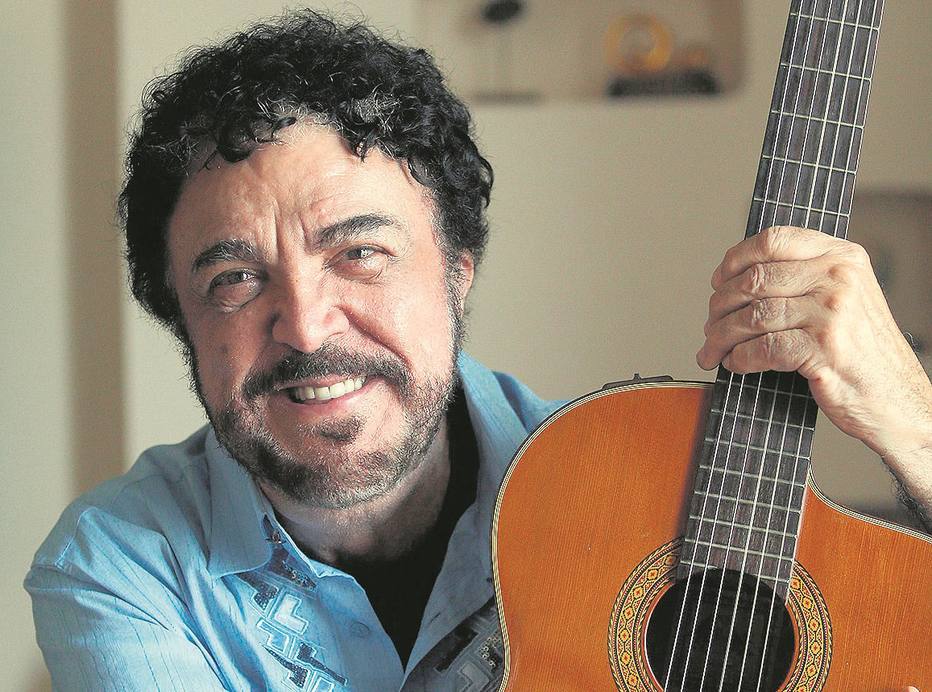 Com 76 anos de vida e 50 de carreira, o carioca Luiz Ayrão prepara disco de inéditas Cultura Com 76 anos de vida e 50 de carreira, o carioca Luiz Ayrão prepara disco de inéditas Cultura