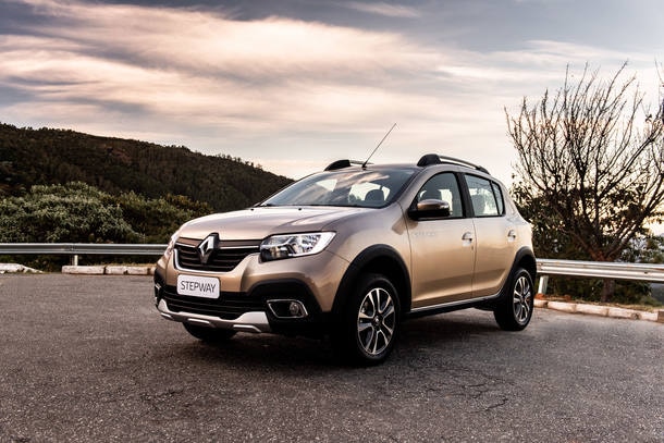 RENAULT SANDERO E LOGAN 2020