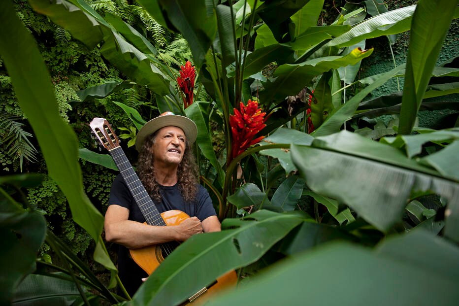 Alceu Valença lança, em exílio pandêmico, disco 'Sem Pensar no Amanhã' -  Cultura - Estadão