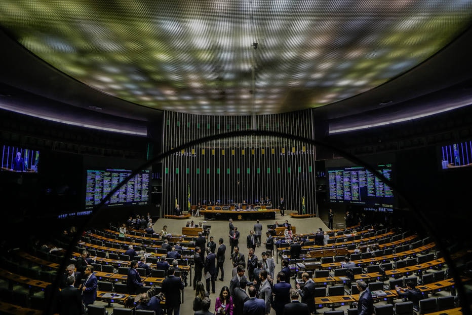 Maioria dos líderes de partidos no Congresso apoia fim da reeleição
