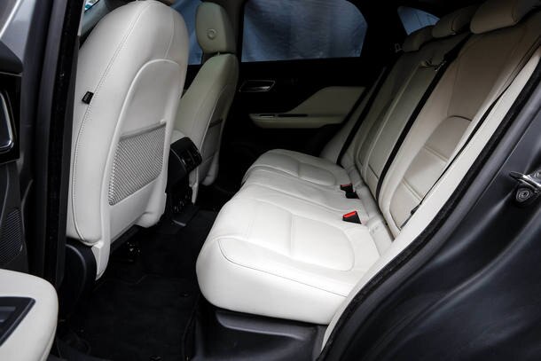 Porsche Macan 2.0 x Jaguar F-Pace diesel