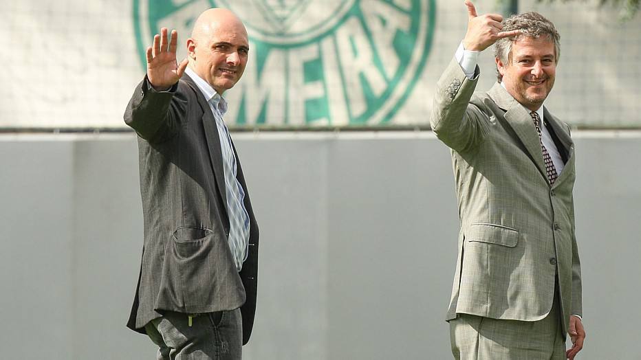 Palmeiras paga R$ 135 milhões a Nobre e fica a R$ 11 milhões de quitar dívida