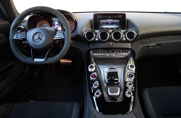 Mercedes AMG GT-R x Audi R8