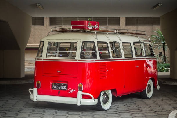 Carro do leitor: Zelda, a Kombi 1975