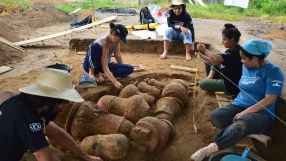 Arqueólogos encontram no Amazonas cemitério indígena com mais de 500 anos