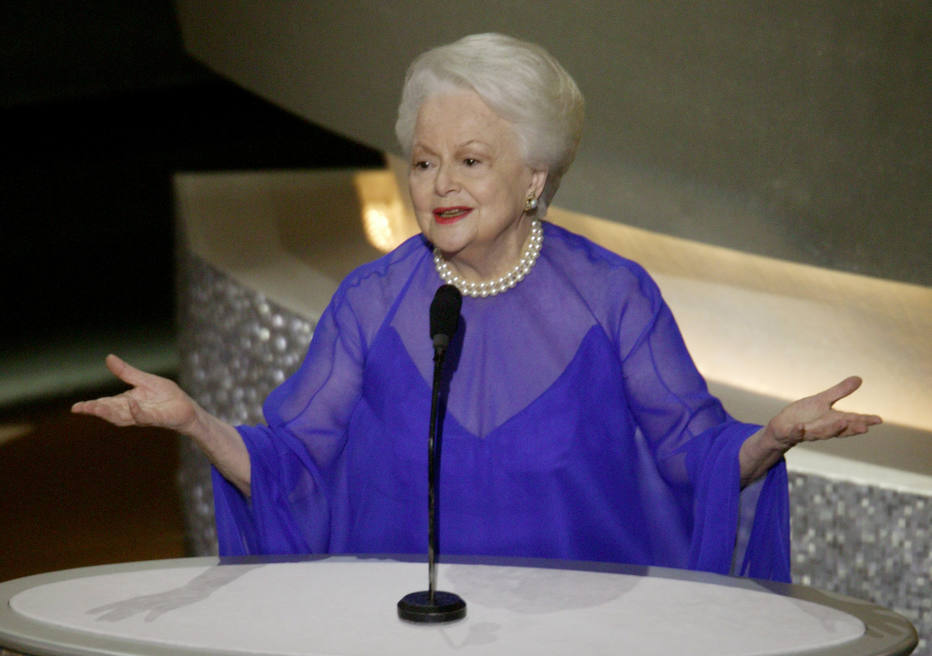 Aos 104 anos, Olivia De Havilland é a última rainha do Oscar