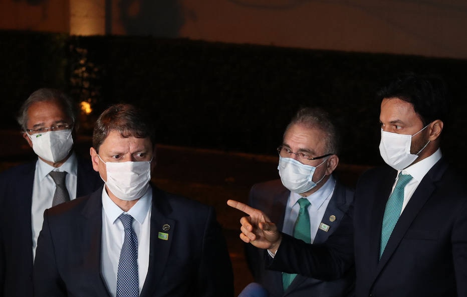 Jantar de Bolsonaro com ministros e empresários