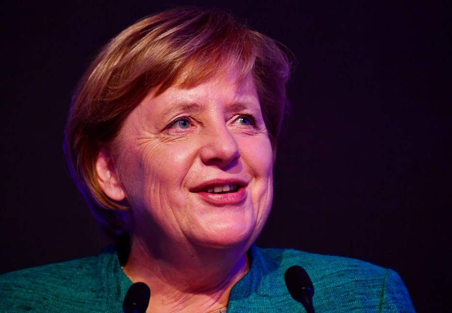 Merkel negociará formação de governo com Partido social-democrata (SPD) na próxima semana