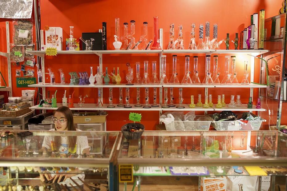 lazy placeholder Canadá se prepara para a legalização da maconha