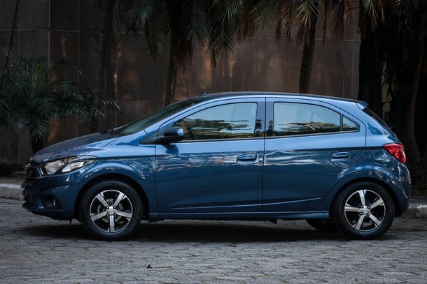 Comparativo: Sandero X Onix X HB20