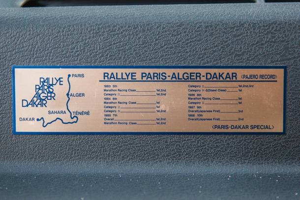 Mitsubishi Pajero Paris-Dakar vai a leilão