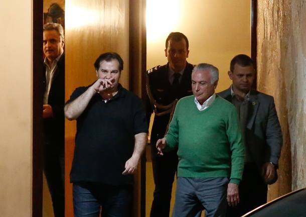 Resultado de imagem para temer aecio e rodrigo mais encontro