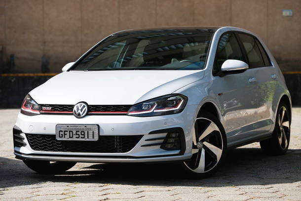 Honda Civic Si x VW Golf GTI 2018