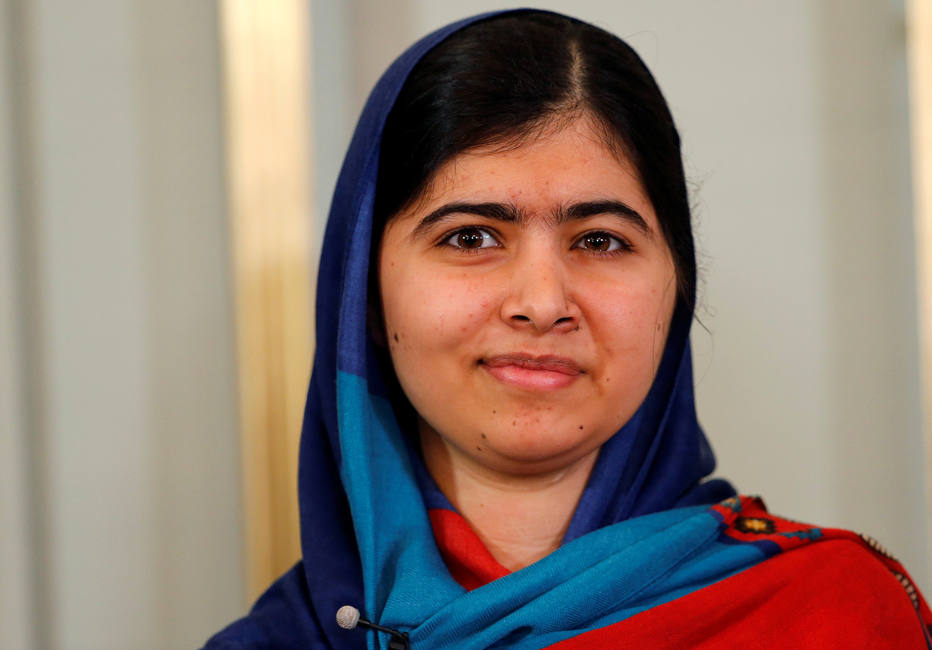 Malala visita Paquistão pela primeira vez após sofrer atentado - Internacional - Estadão